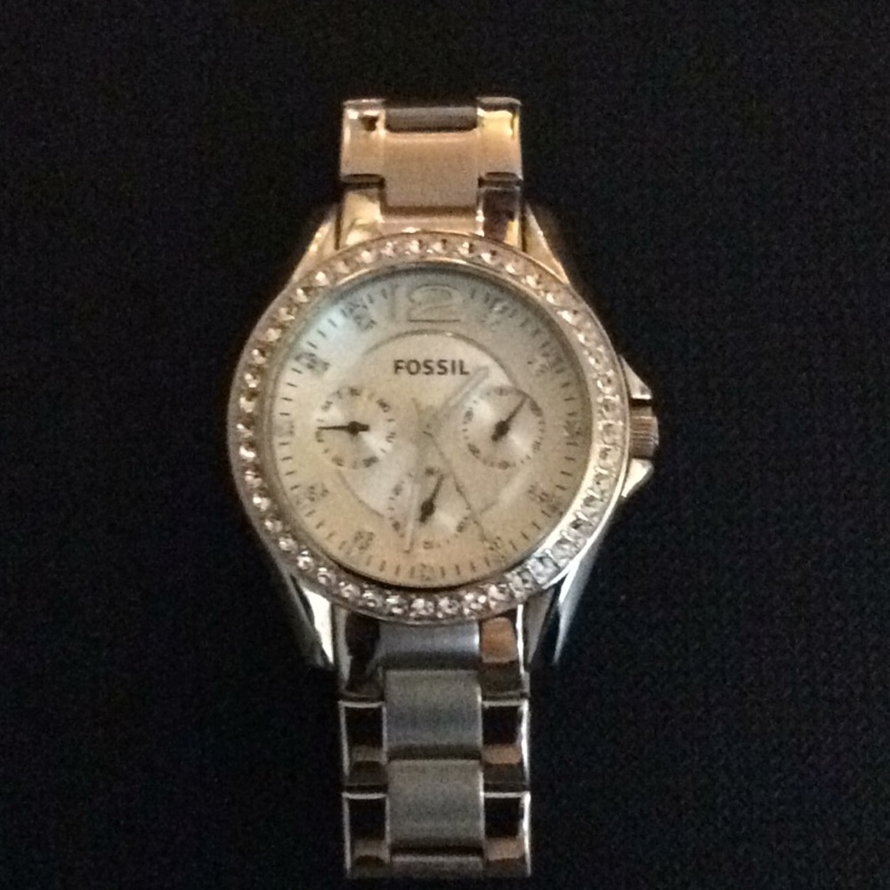 The Riley Watch - Picture 2 of 5